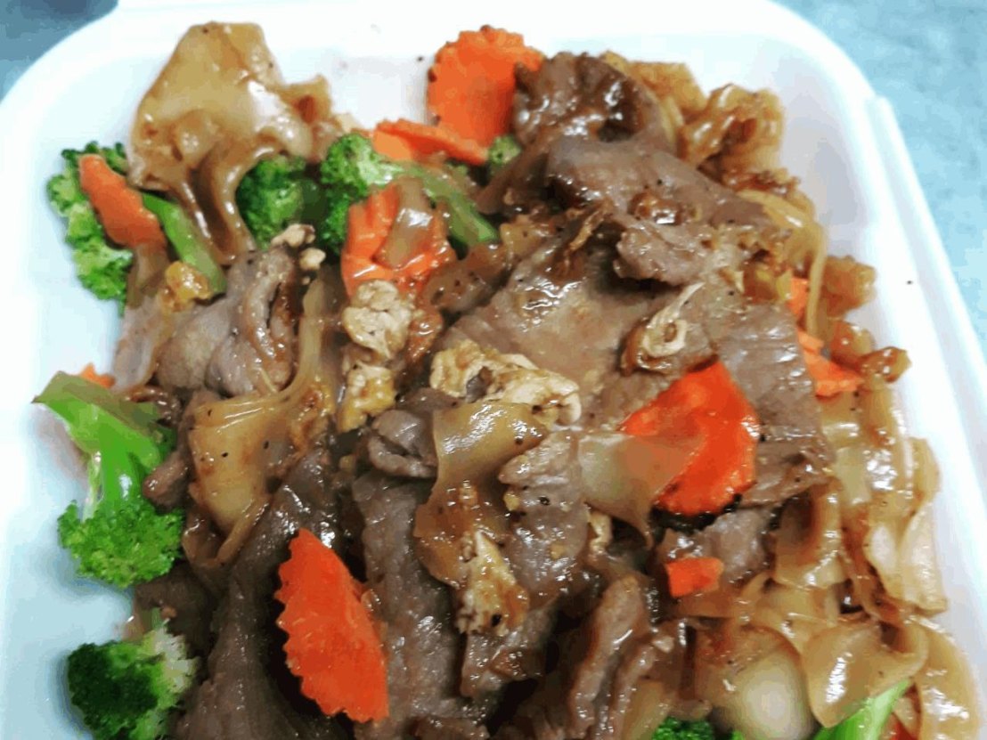 Thai Star Pad See Eiw